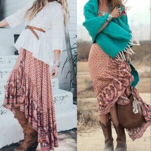 🦄size LARGE🦄Spell Sunset Road Skirt